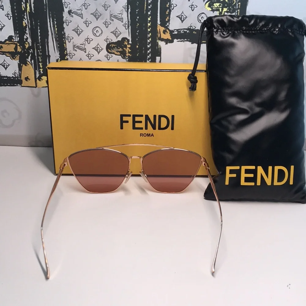 New Authentic Fendi Women's Pink Sunglasses FF0438/S DDB/4S